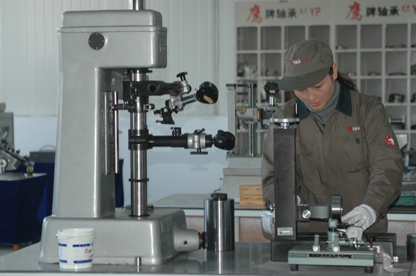 鷹牌(pái)軸承-檢測産品(pǐn)粗糙度